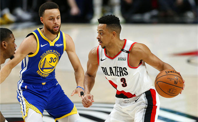 开拓者队灵光一现，轻取对手