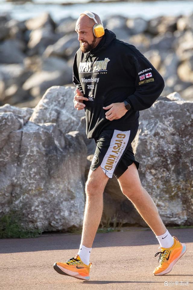 包含约翰内斯堡球队连续不胜，教练组或将面临考验的词条