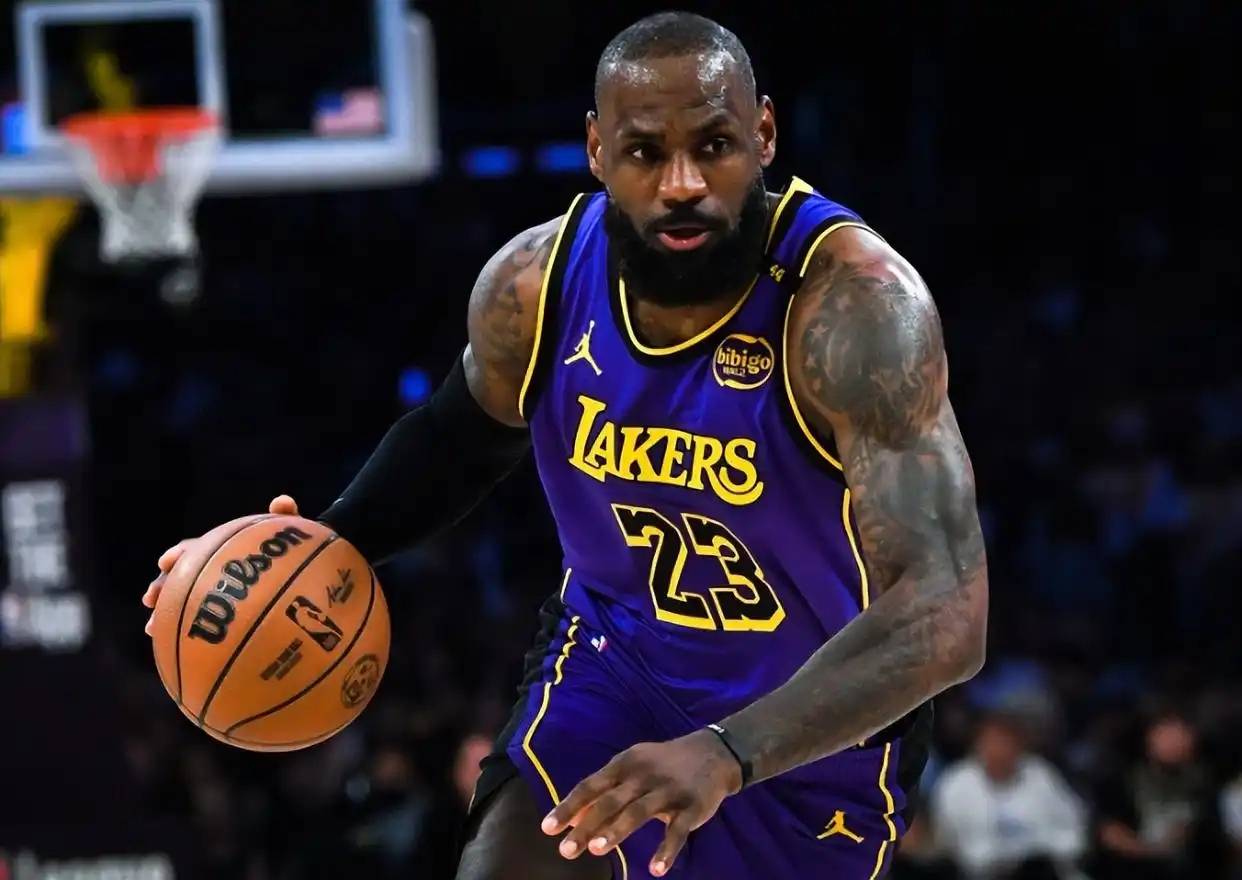 湖人摆脱连败阴影，重振信心