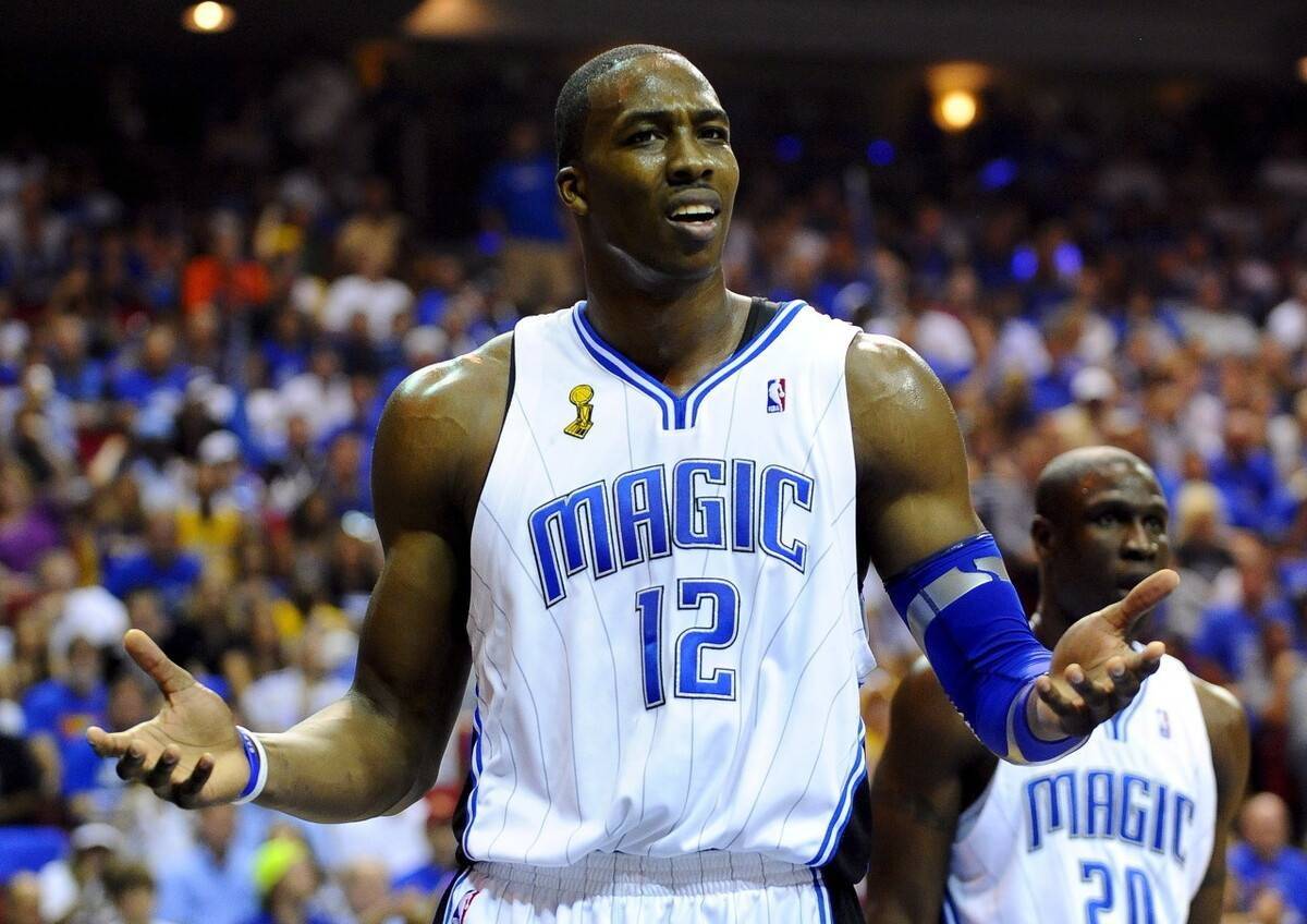 包含篮网客场大胜小牛，霍华德霍华德霍华德的词条