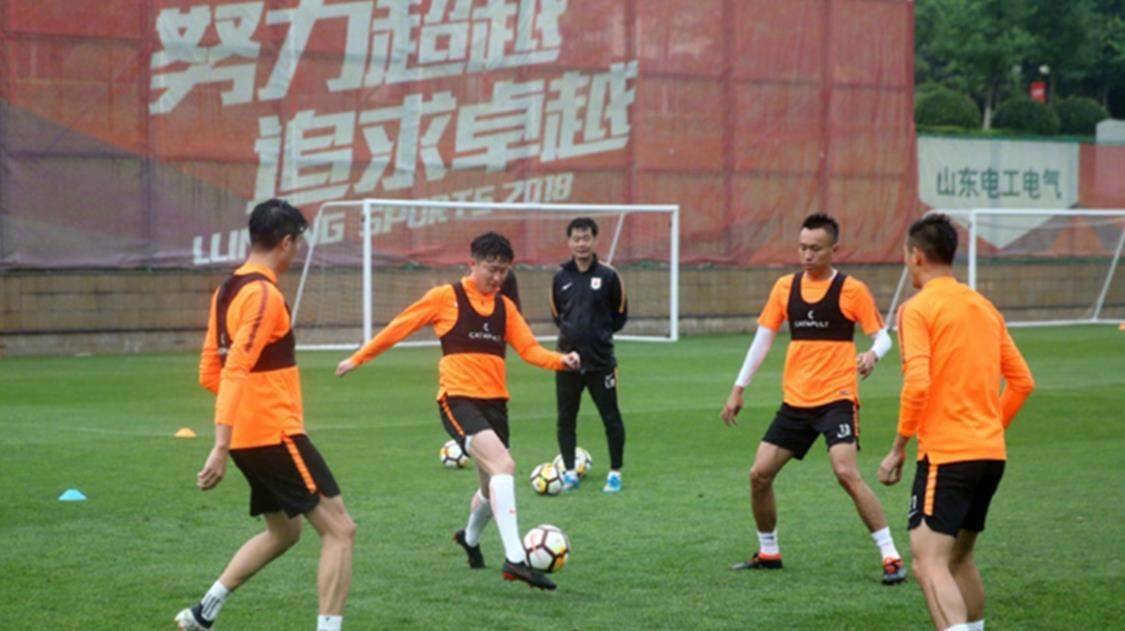 山东鲁能备战意志坚定,力争取得胜利的简单介绍 山东鲁能备战意志坚定,力争取得胜利的简单介绍