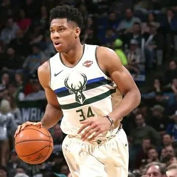 弗赖堡新秀崭露头角，为球队赢球