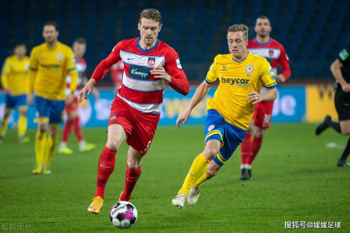 柏林赫塔球队换帅迎来新气象