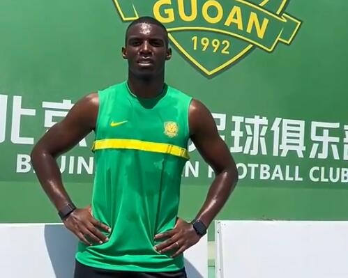 包含上海队缺阵关键球员,教练力图稳固球队阵容的词条 包含上海队缺阵关键球员,教练力图稳固球队阵容的词条