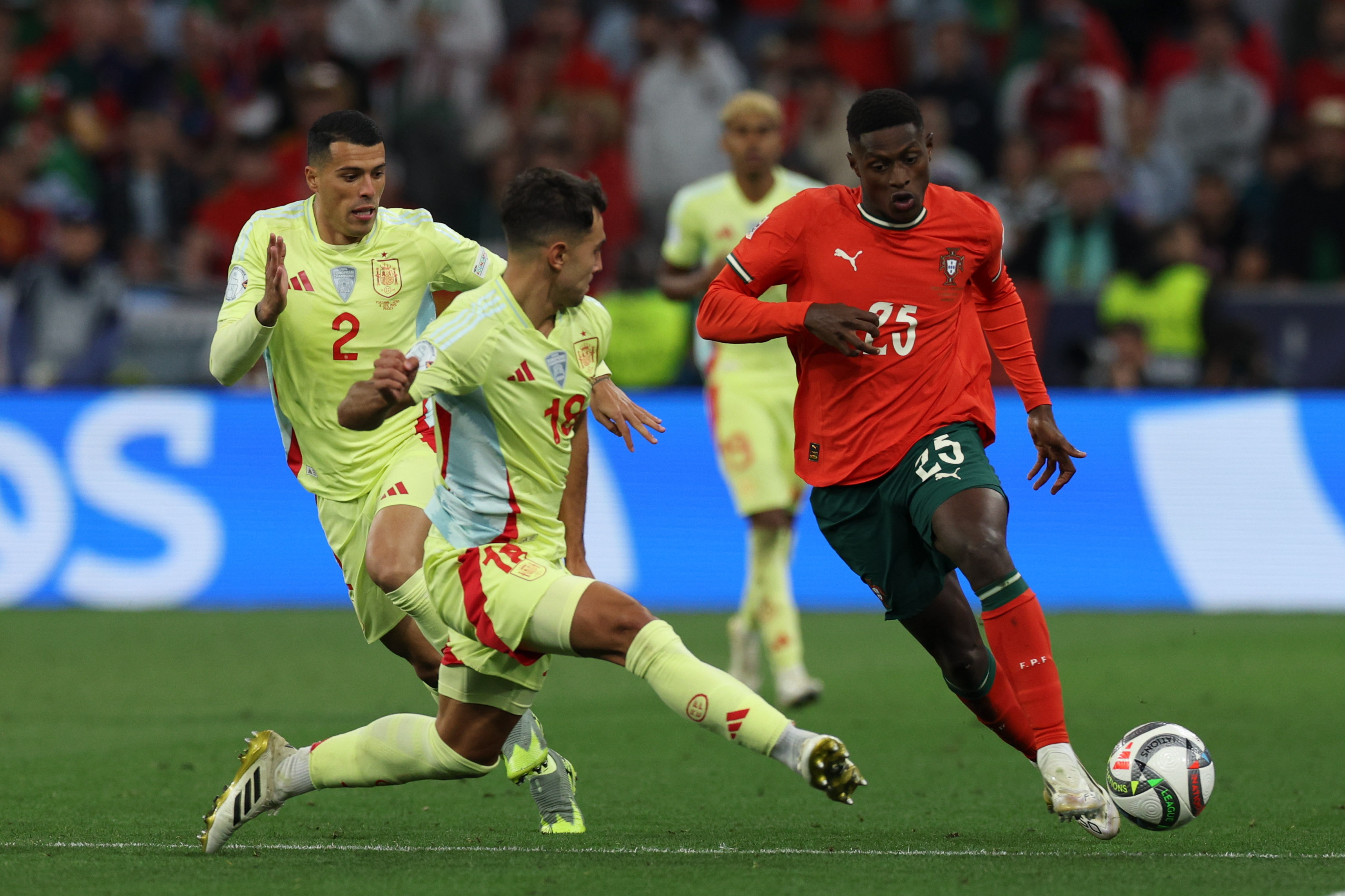 澳洲女足赛事携手葡萄牙,对战激烈 澳洲女足赛事携手葡萄牙,对战激烈