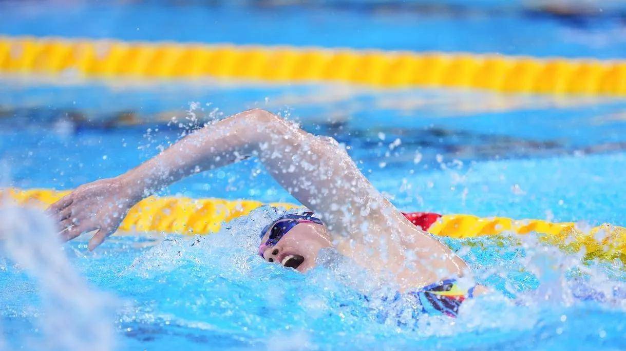 关于游泳比赛澳大利亚选手夺得冠军,刷新纪录的信息 关于游泳比赛澳大利亚选手夺得冠军,刷新纪录的信息