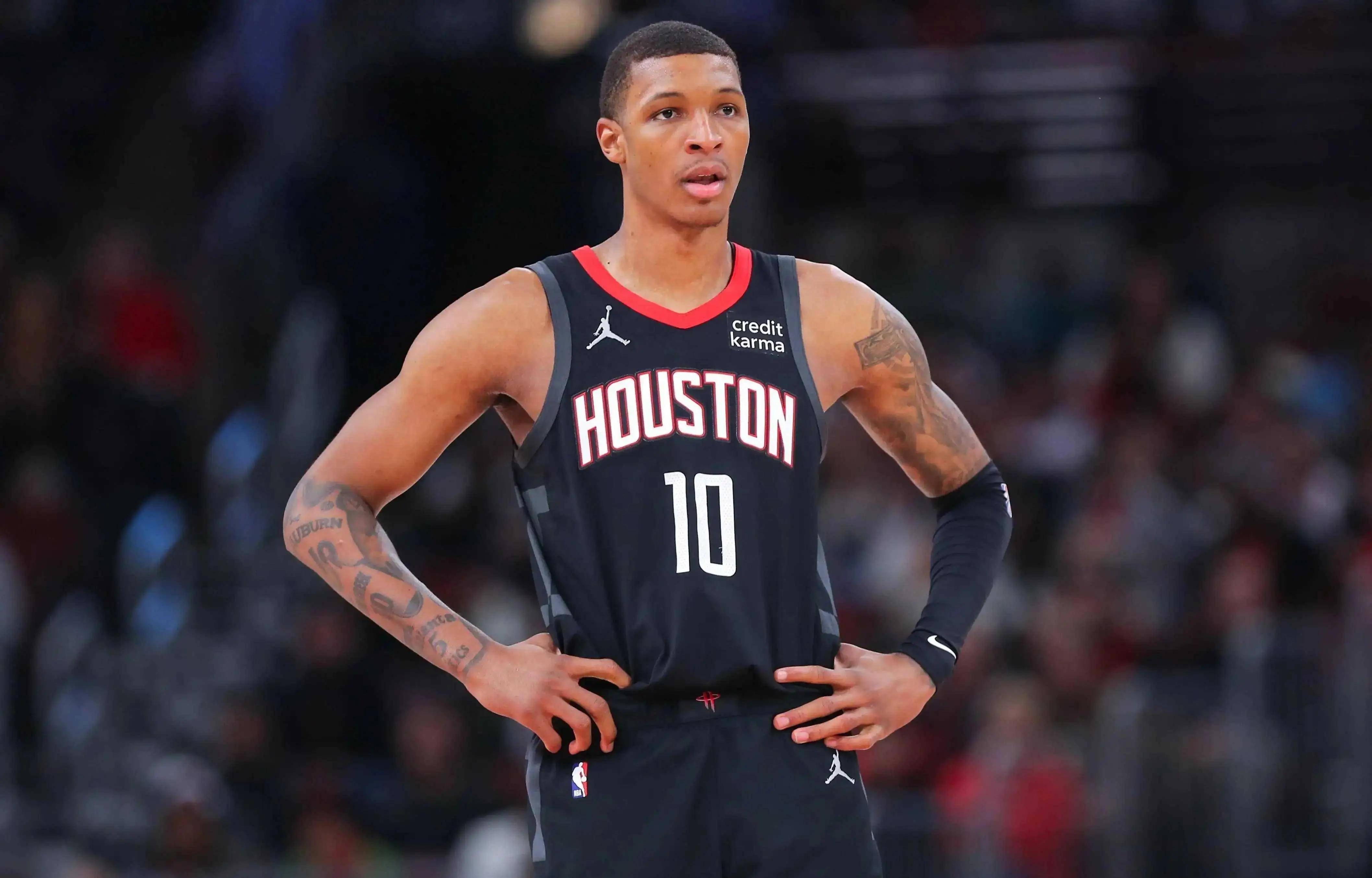 关于火箭老将伤愈归队，助力球队逆转比分的信息