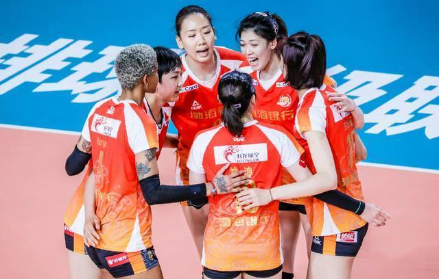 关于卫冕冠军气势如虹备战下一轮比赛的信息