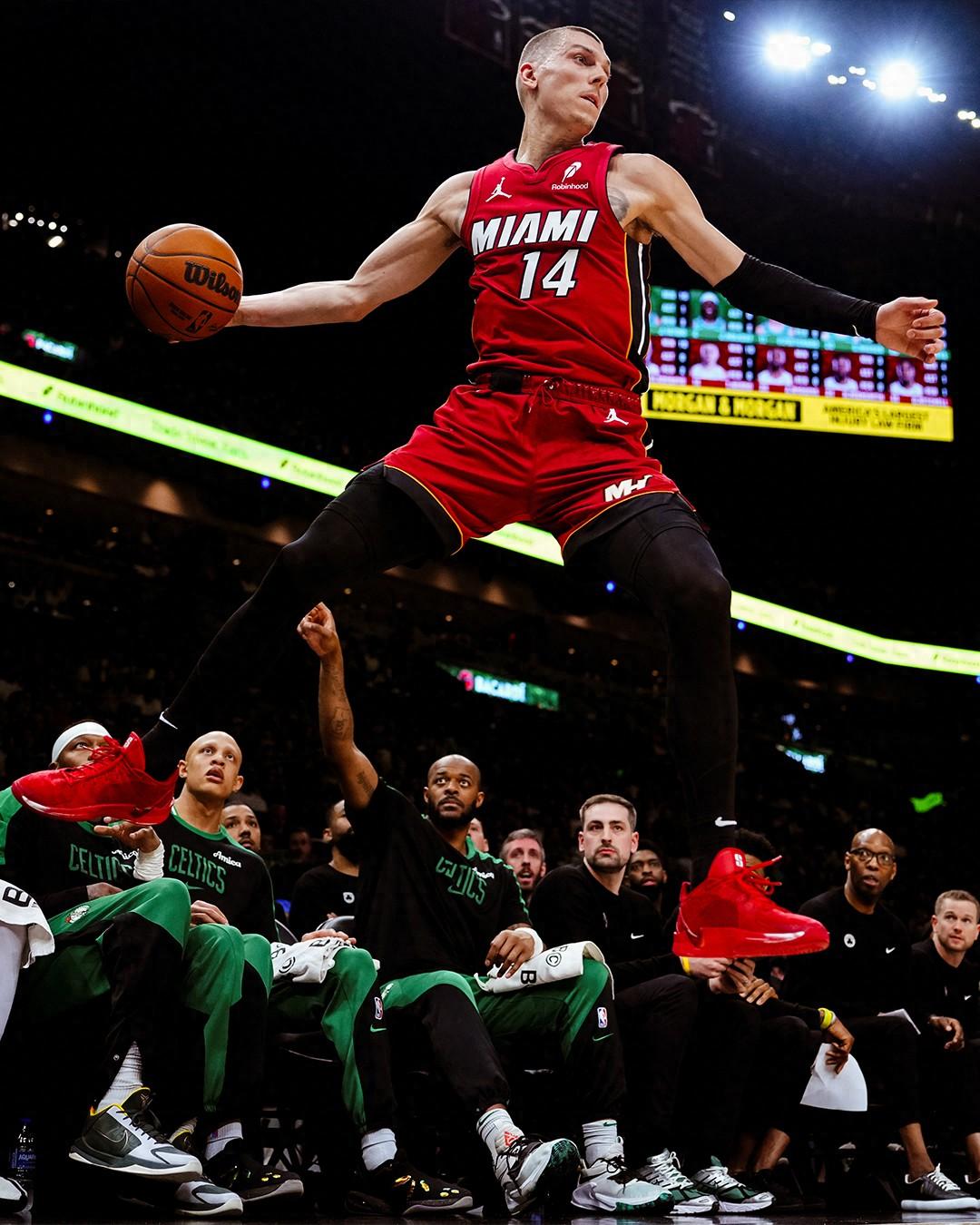 热火豪取胜利,终结连败 热火豪取胜利,终结连败