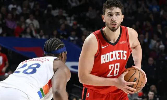 火箭新星67分表现遭76人绝杀 火箭新星67分表现遭76人绝杀