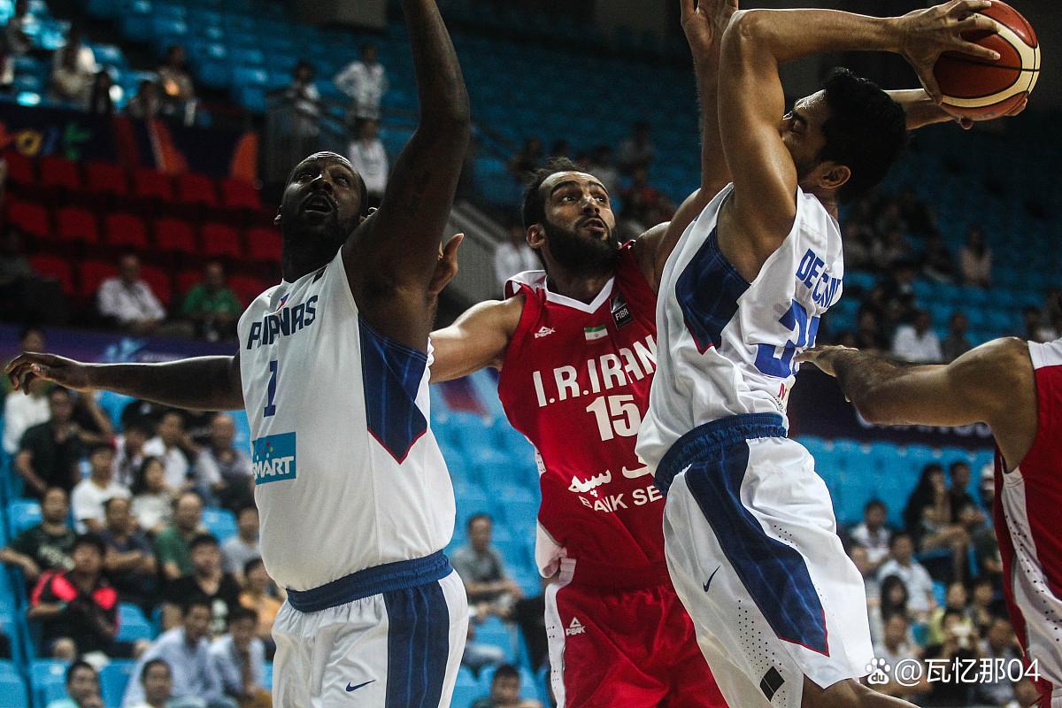 爵士逆转快船，魔术师保持实力