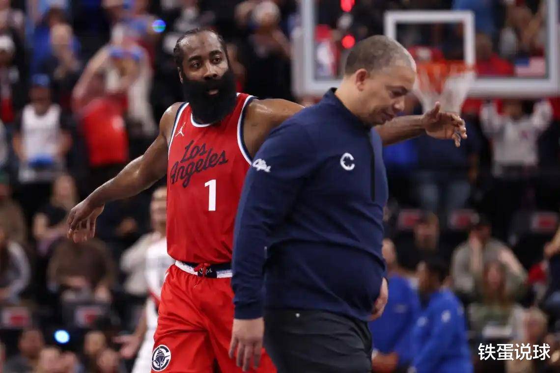 骑士再负快船遭遇三连败