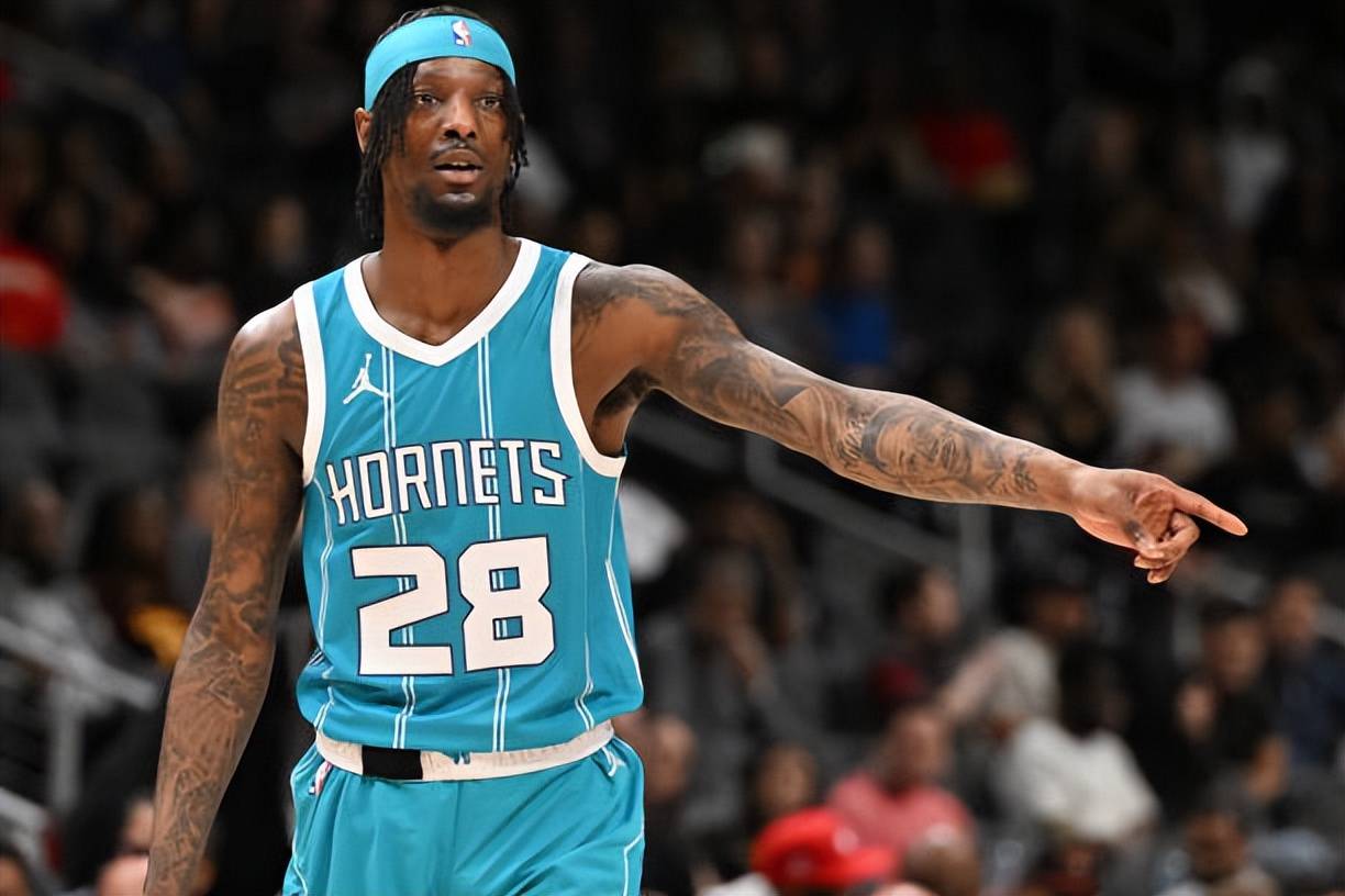 热火队客场失利，无缘击败黄蜂展现实力